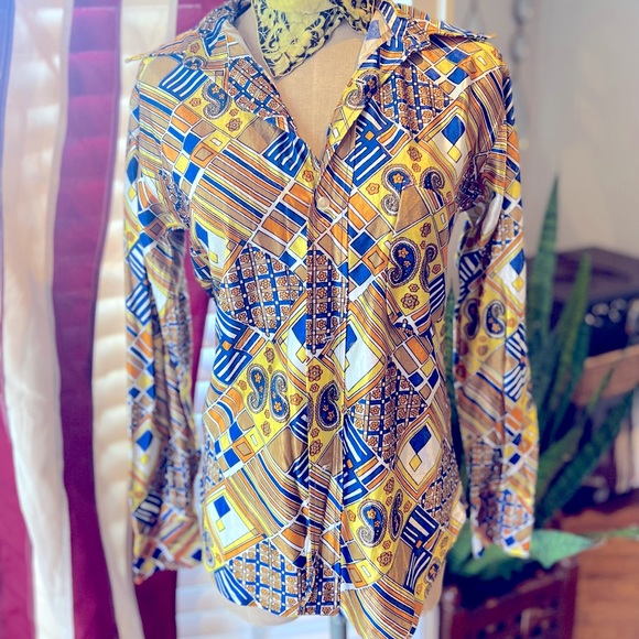 VTG Button Down Shirt - Picture 1 of 5